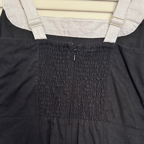 Abercrombie & Fitch Black and White Mini Dress - Picture 10 of 10